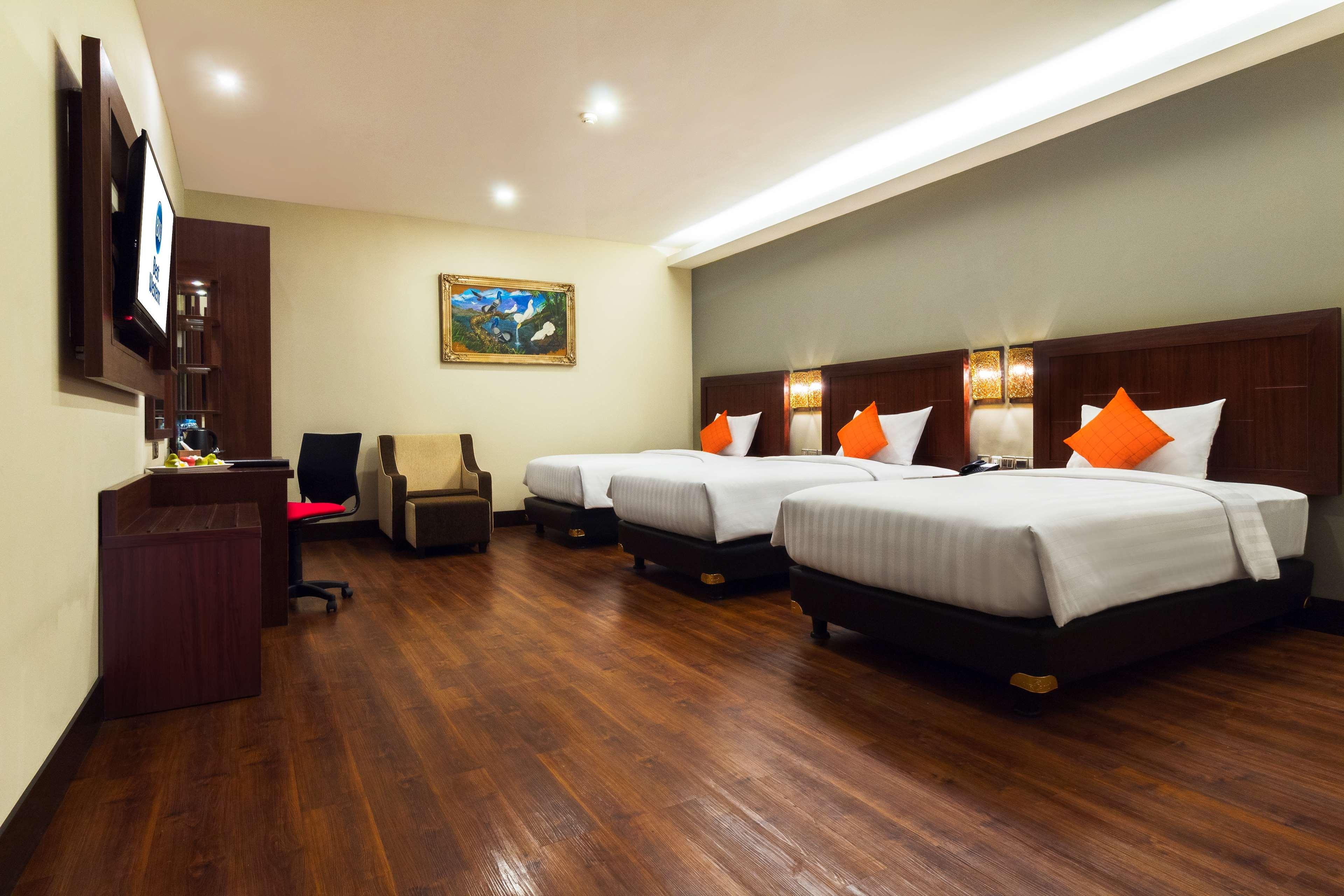 Best Western Plus Taft Inn Екстер'єр фото