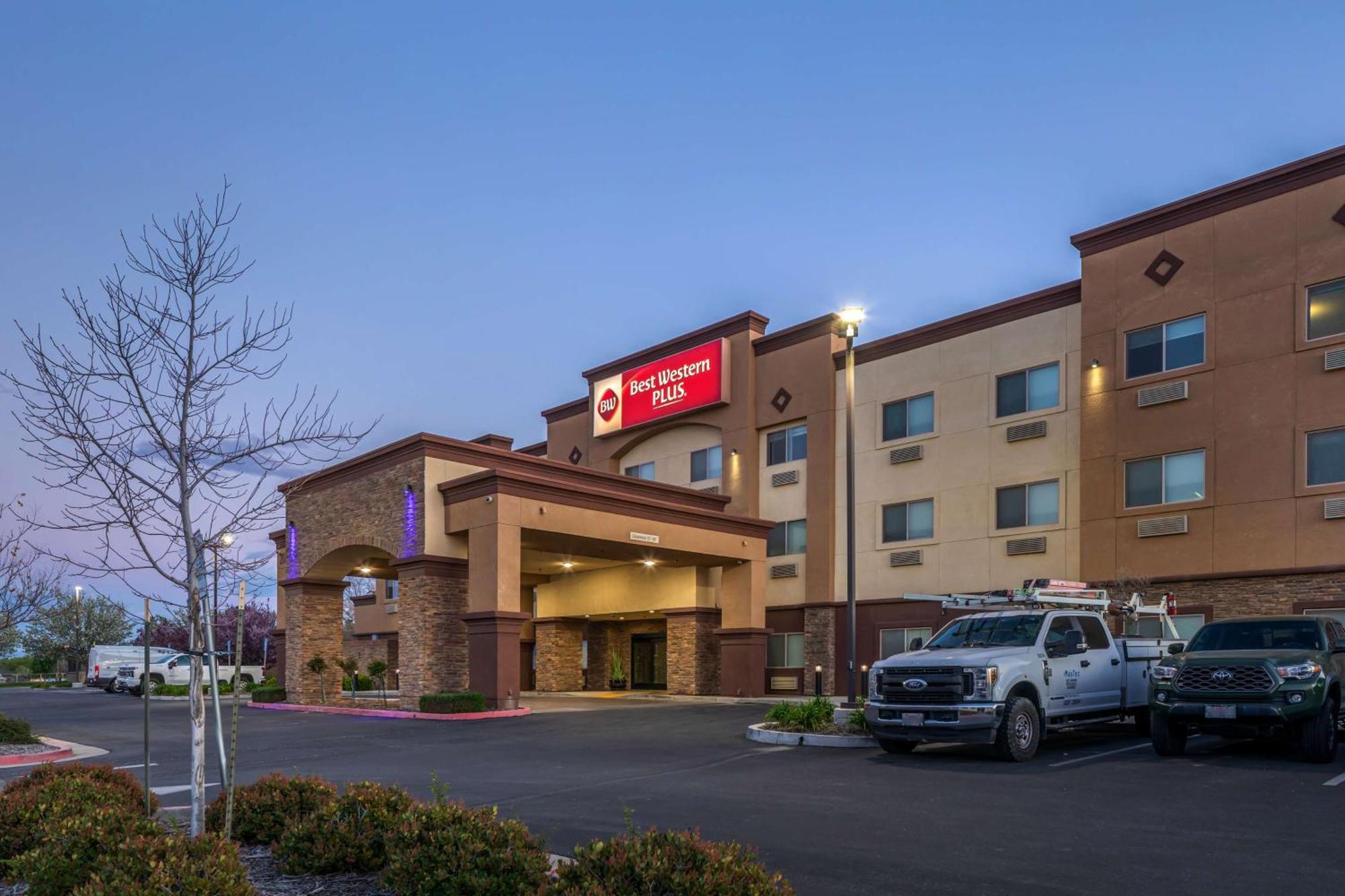 Best Western Plus Taft Inn Екстер'єр фото